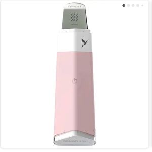 DERMAFLASH
DERMAPORE Ultrasonic Pore Extractor & Serum Infuser pink